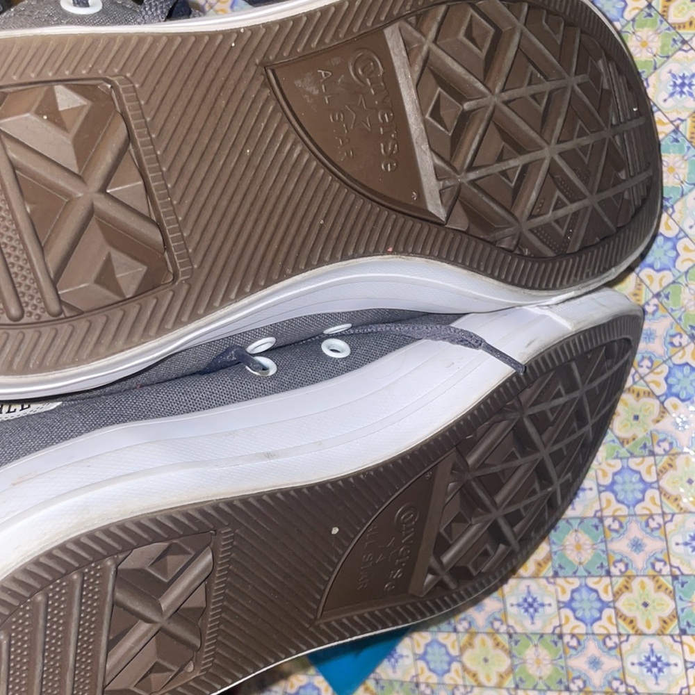 Converse - Picture 10 of 11
